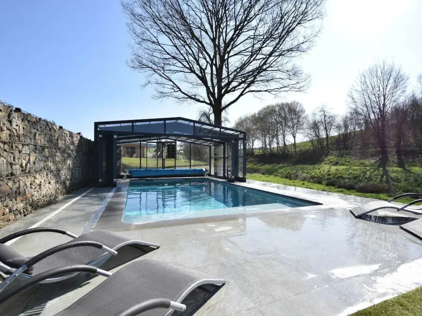 Luxurious Villa in Nadrin Belgium with Sauna & Hot Tub