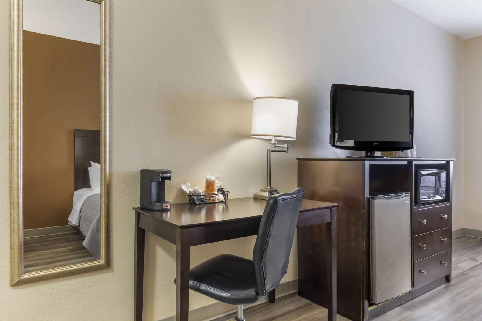 Quality Inn & Suites Wichita Falls I-44