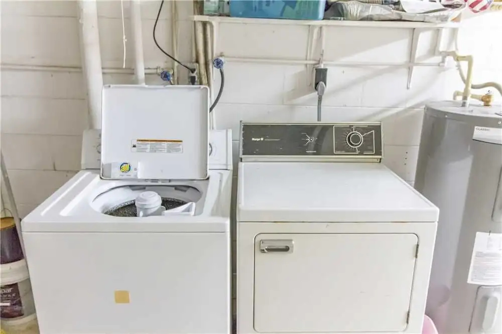 Oasis Beach House, 2 Bedrooms, Sleeps 6, Beach Front, HDTV, WiFi