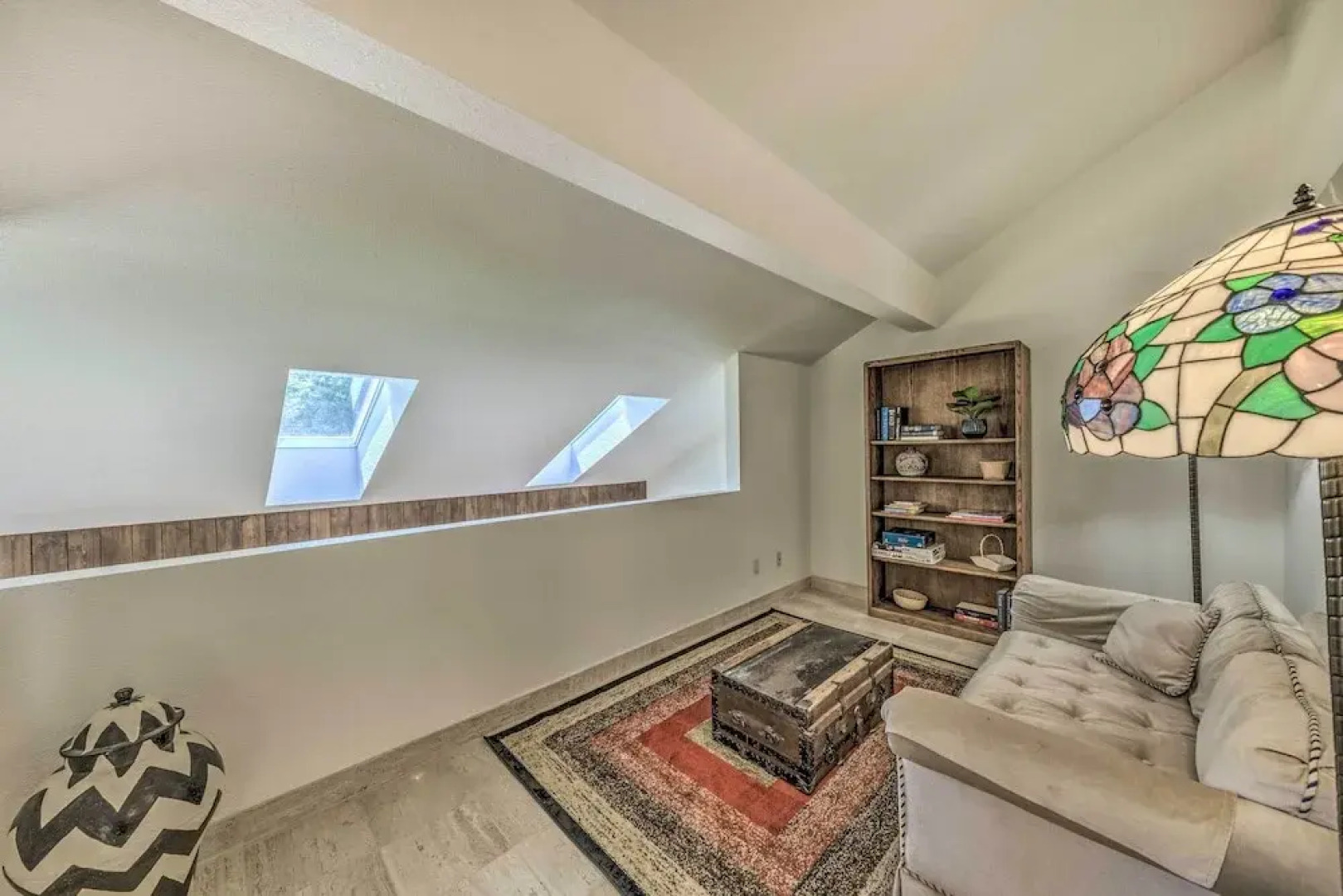 Cozy Cloudcroft Townhome ~ 1 Mi to Burro Ave!