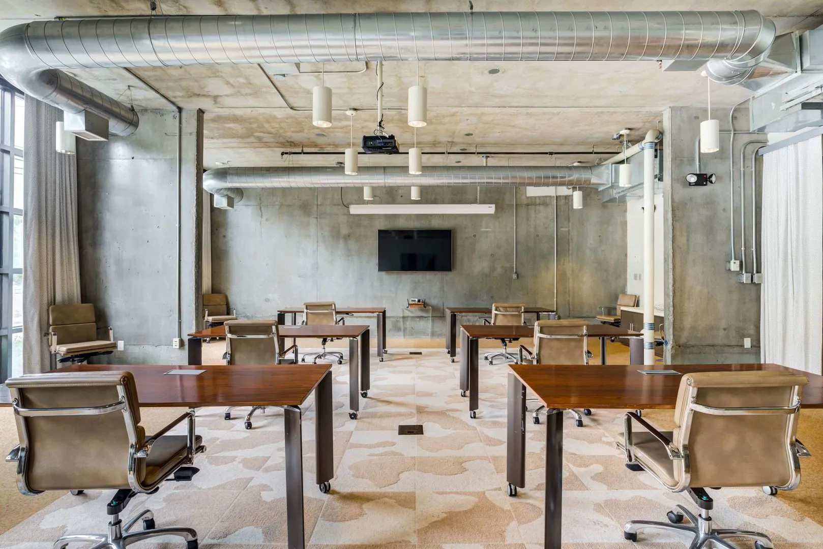 The Loom Hotel Tapestry Collection by Hilton