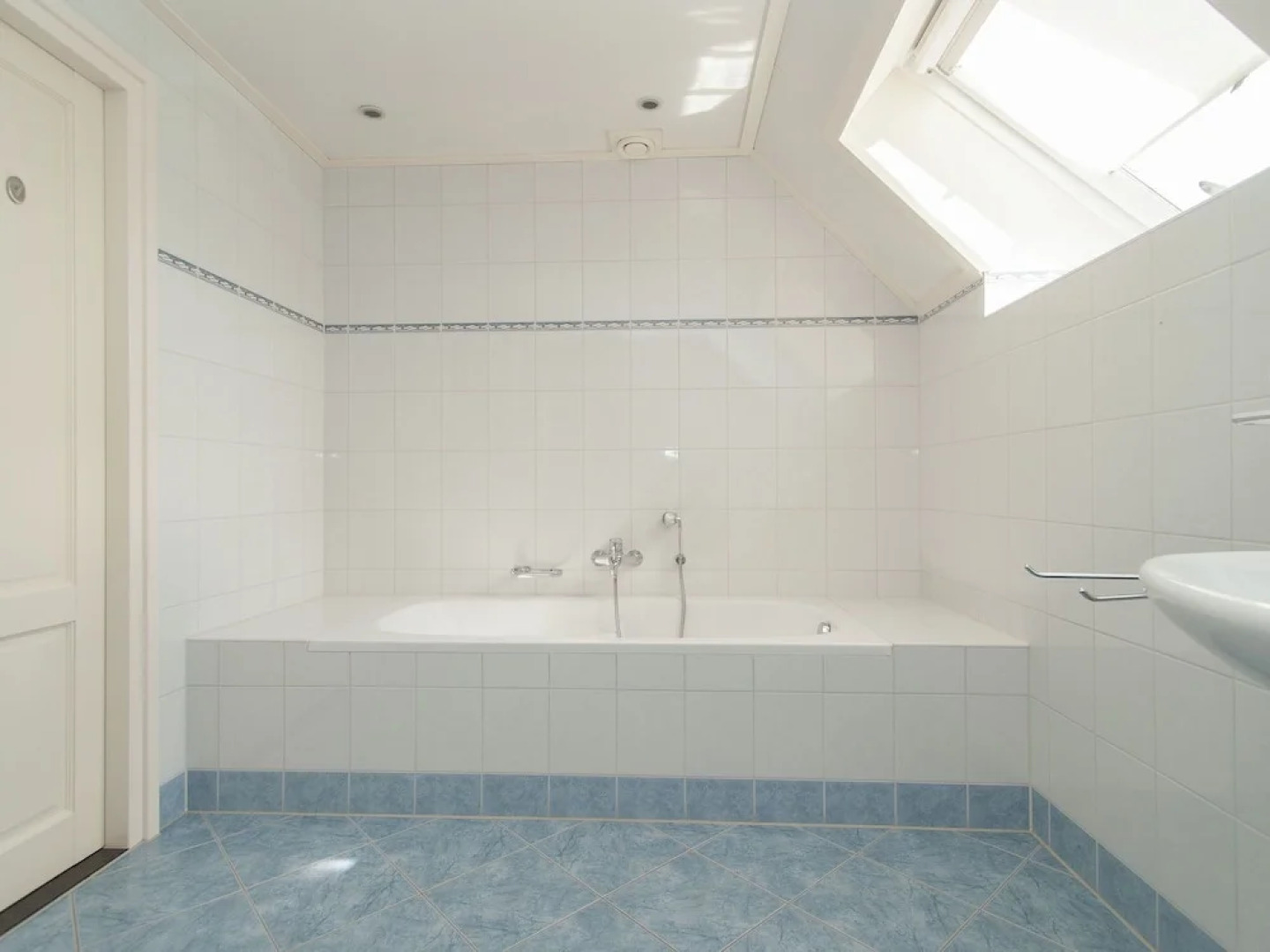 Lovely Holiday Home in Bergen With Meadow View