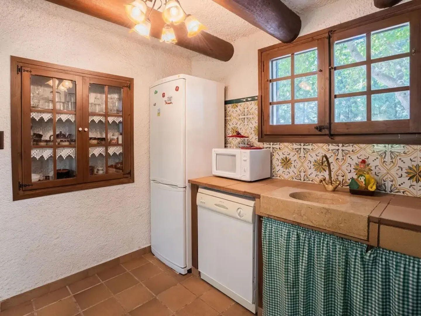 Cottage for a Family Vacation in Montferri With a Private Garden