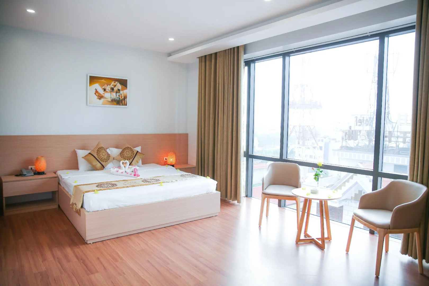 Long Anh Hotel