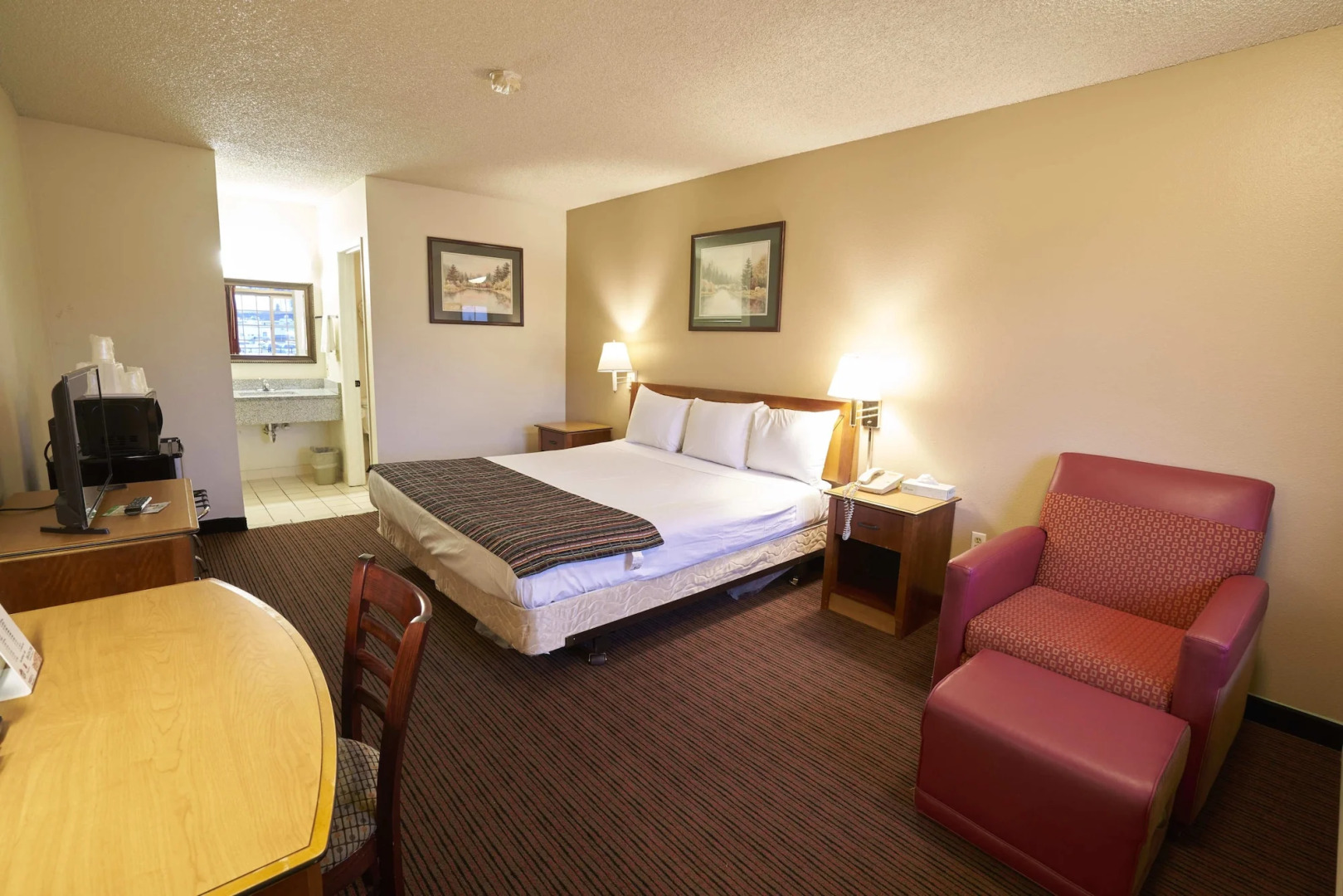 Skyway Inn SeaTac