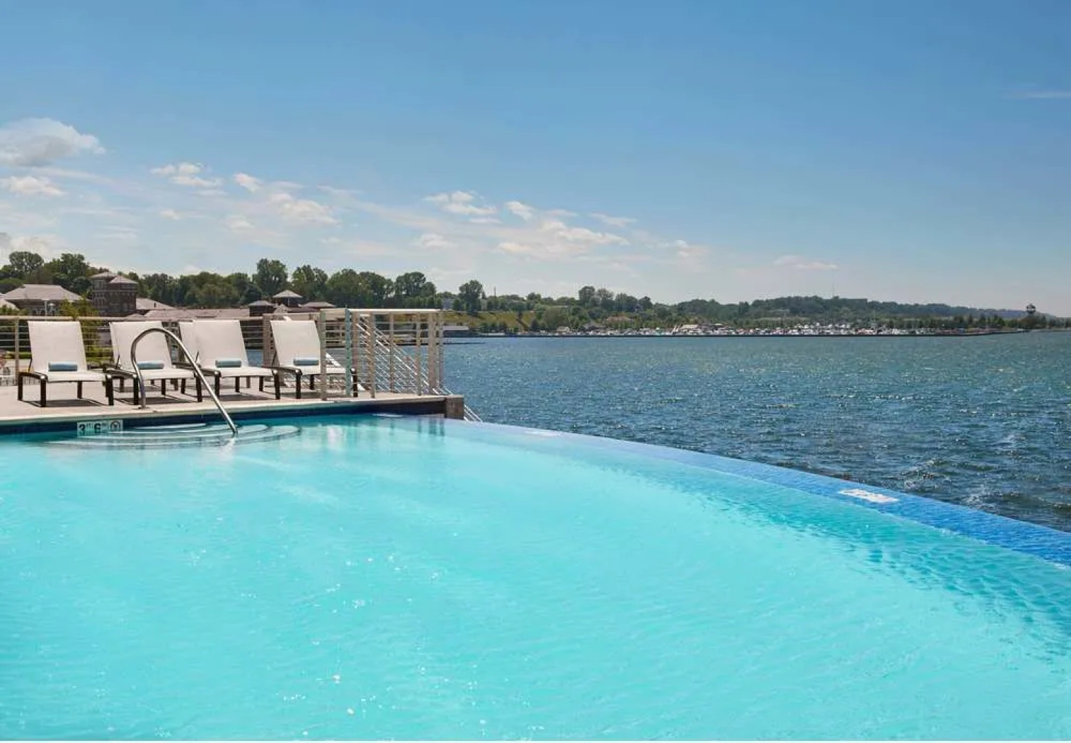 Courtyard Erie Bayfront