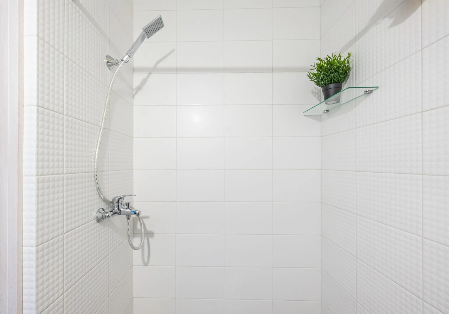 Вершина на переулке Зеркальный