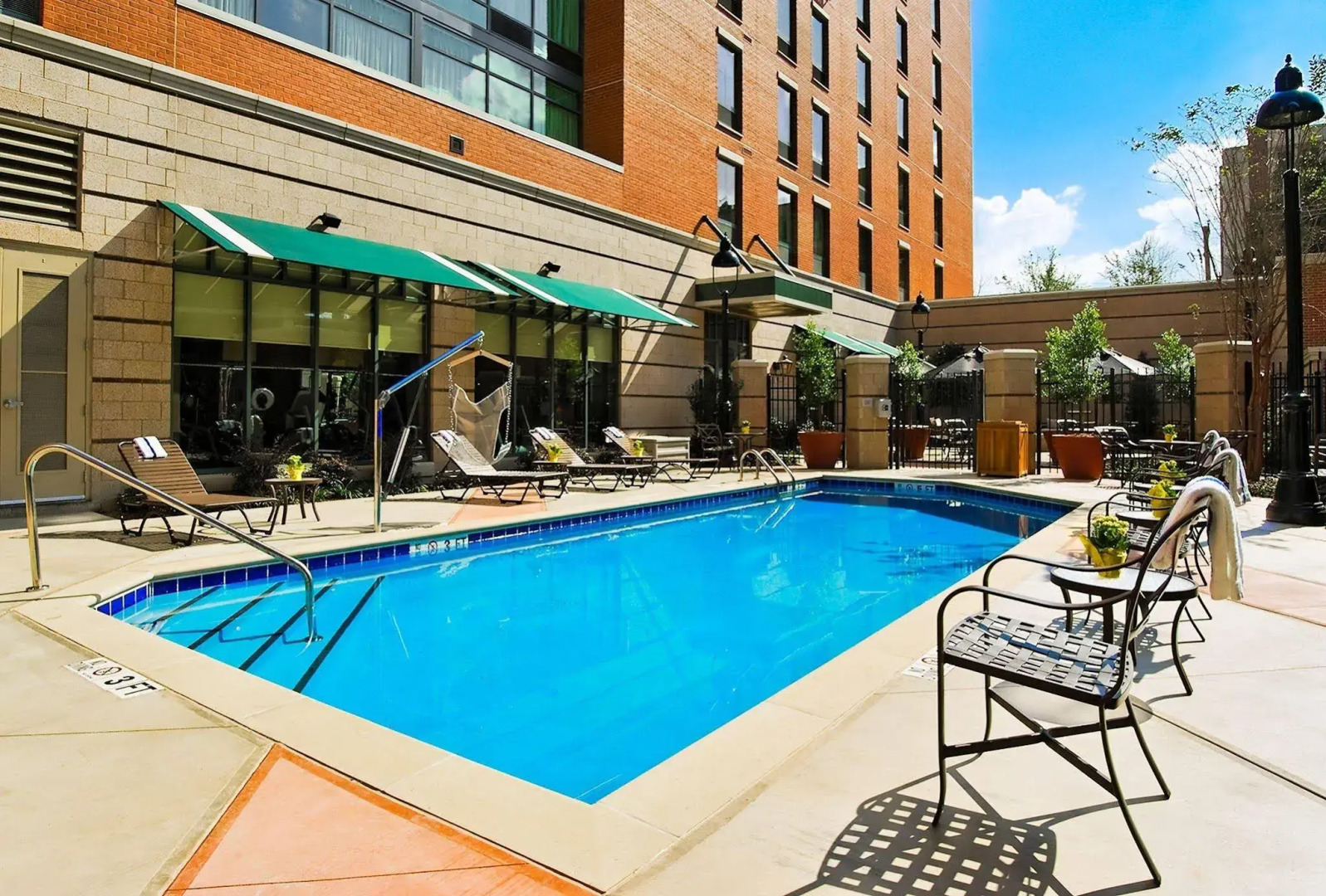 Hampton Inn & Suites Little Rock-Downtown