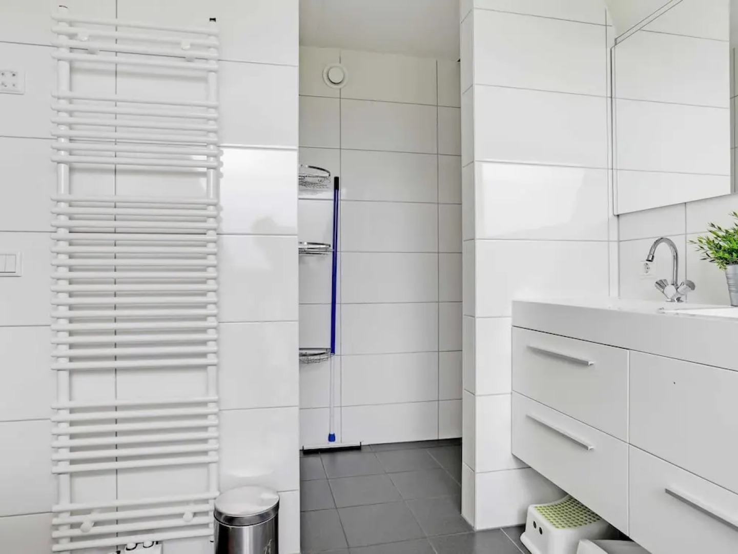 Spacious Holiday Home in Noordwolde With Garden