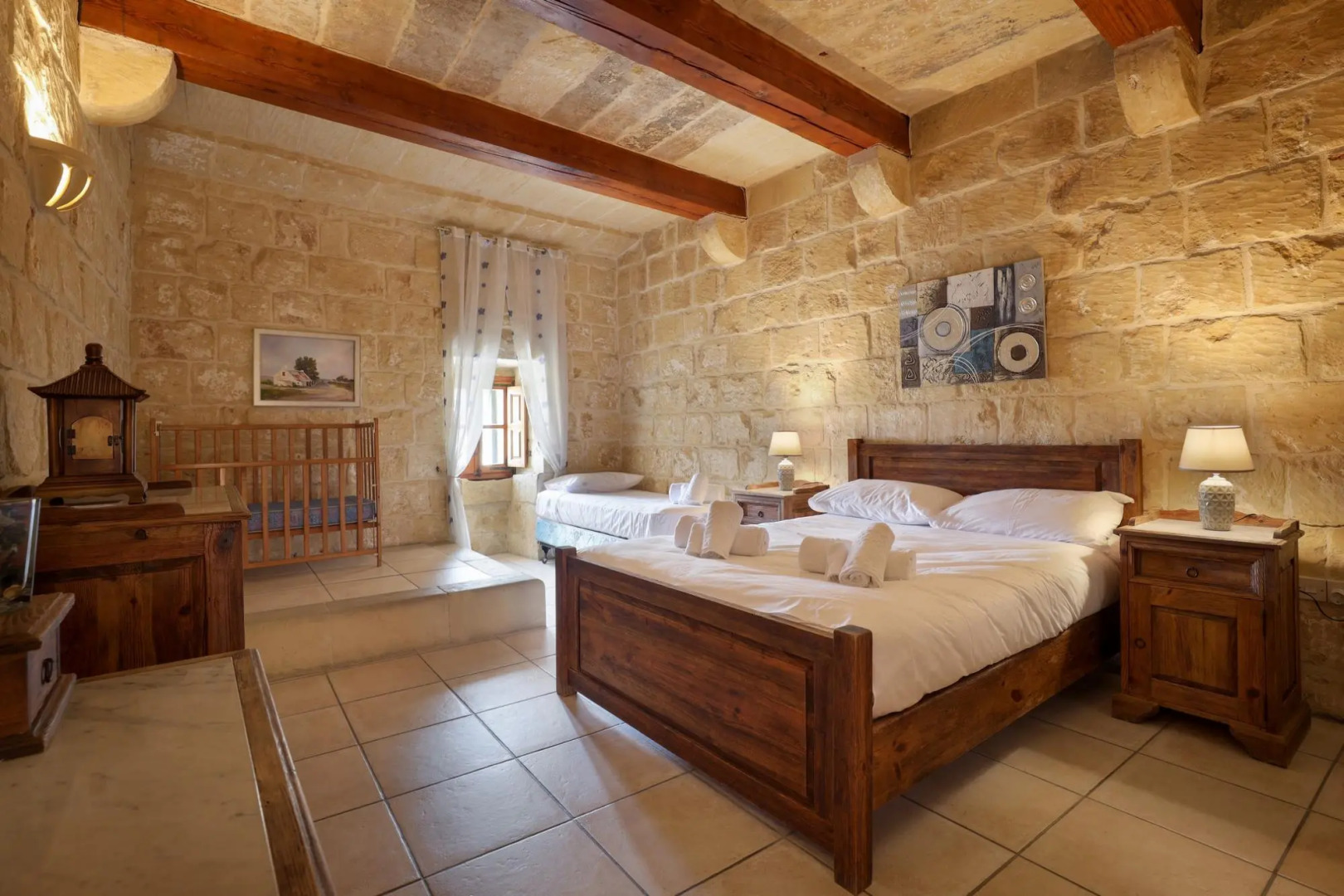 Superb Maltese Farmhouse with Private Pool