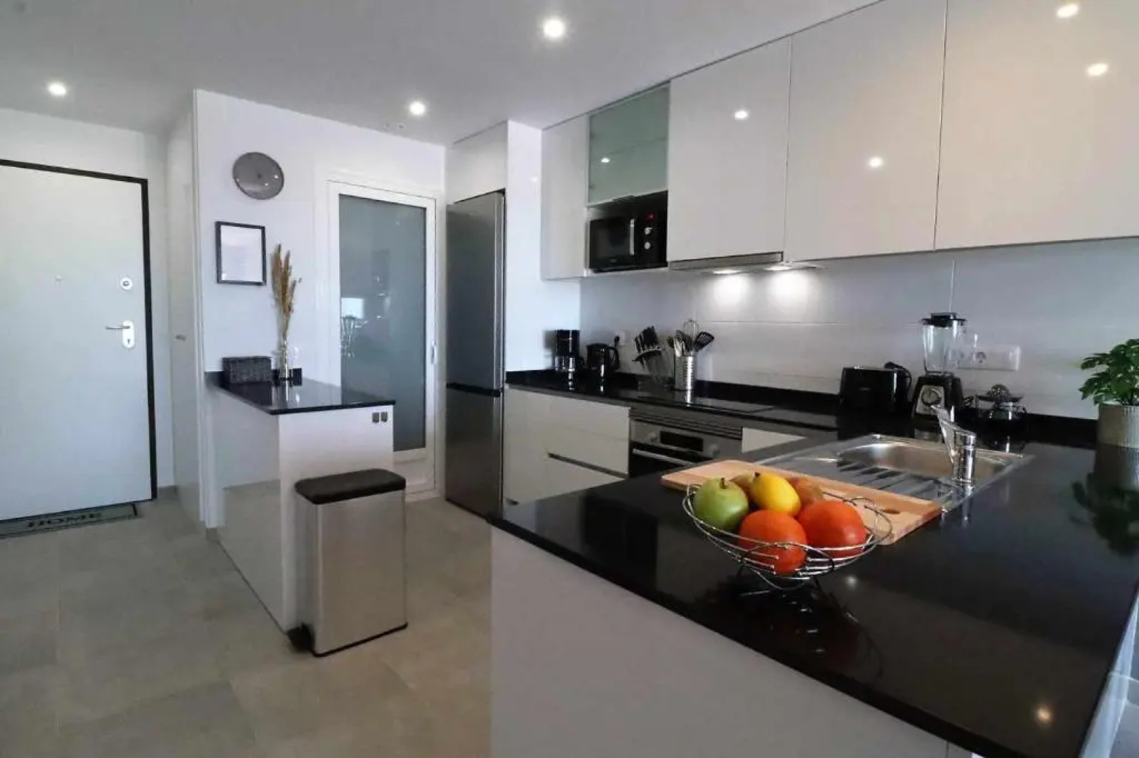 Casa de Femmie apartamento de lujo terraza jardín y piscina comunitaria