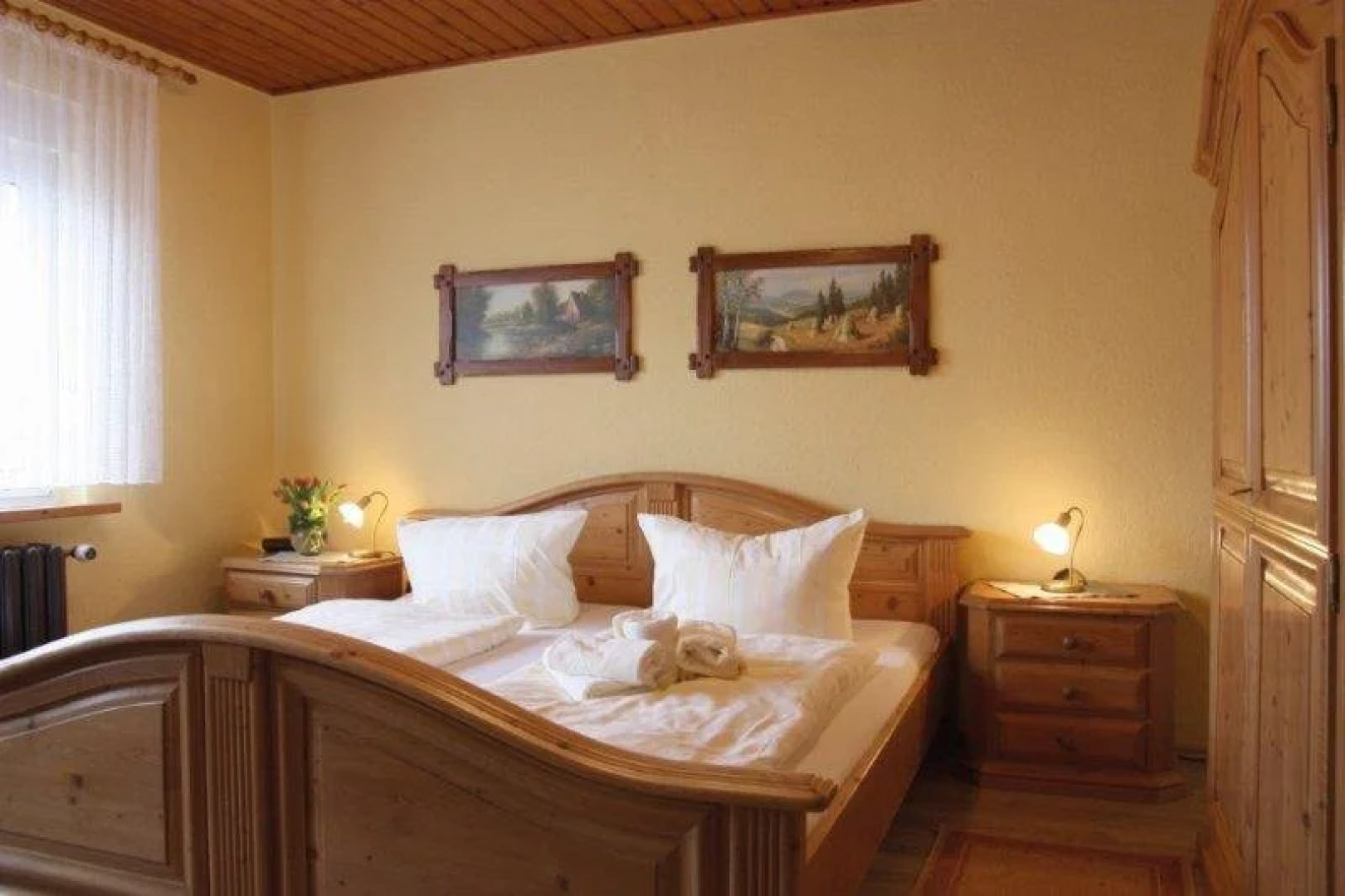 Zum Roten Hirsch im Grünen Wald