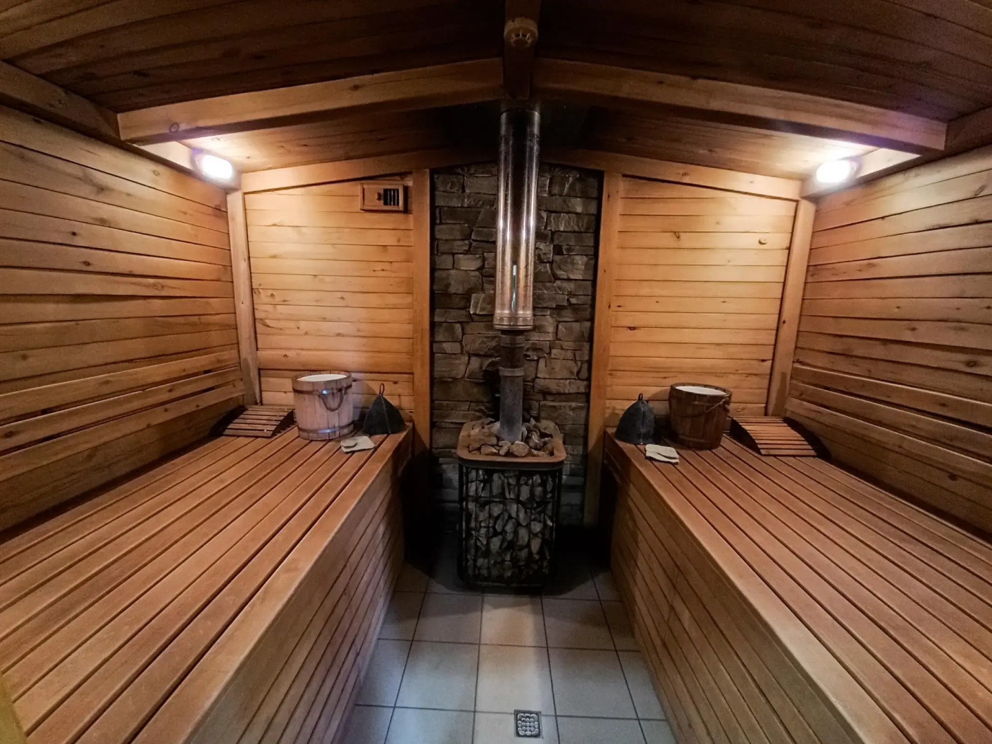 Резиденция 888