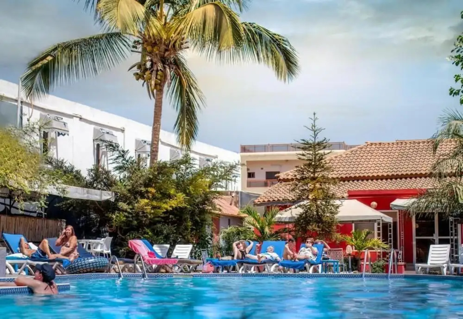 Seaview Gardens Hotel