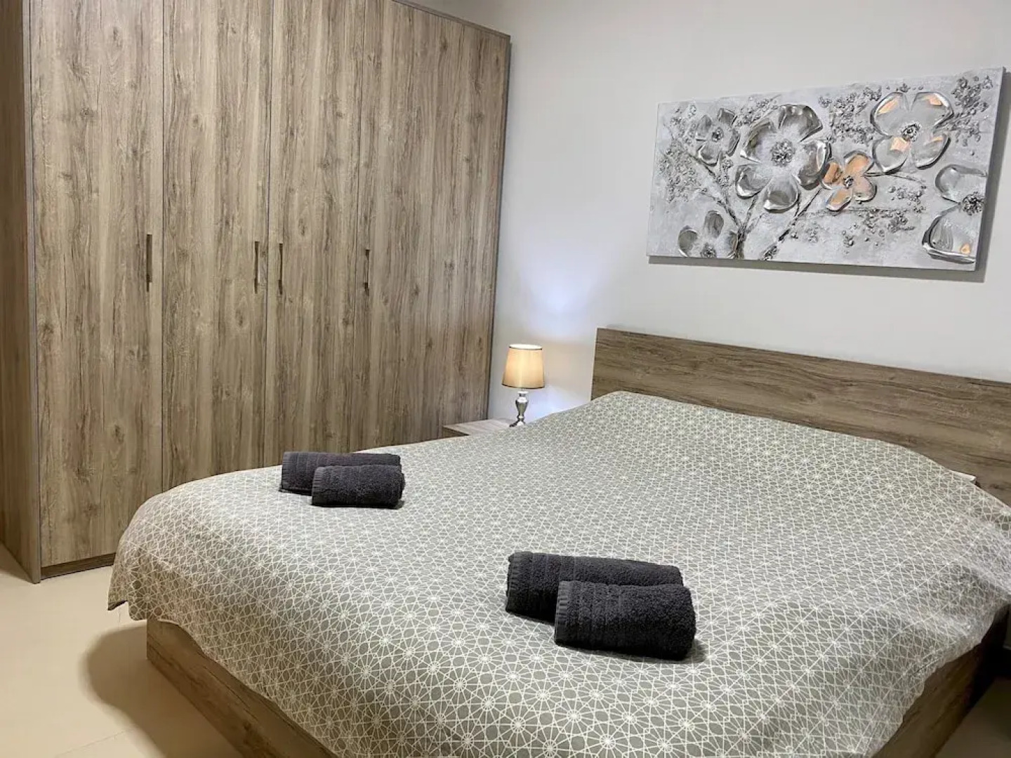 Centric and Modern Penthouse Close to Amenities