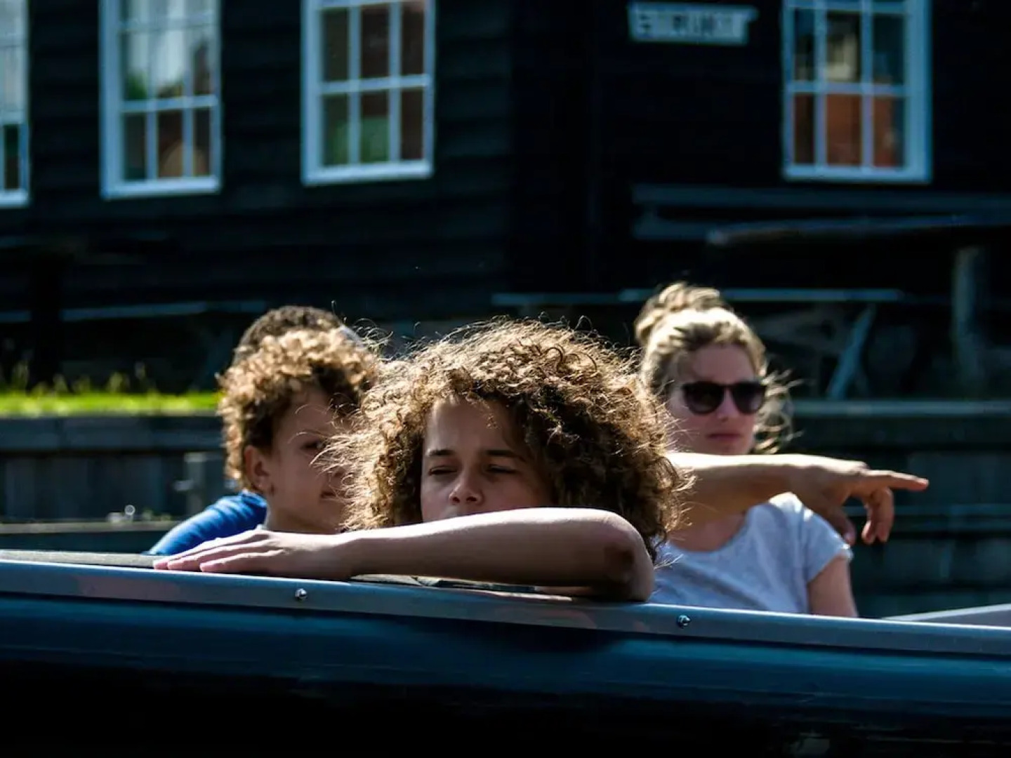 Bungalow Near De Alde Feanen With Boat