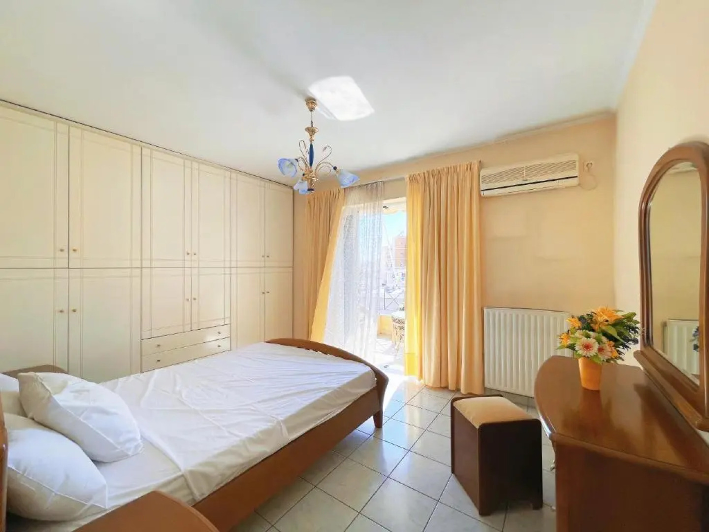 WSD Luxury Cozy 2BD Apt with study & City View Balcony