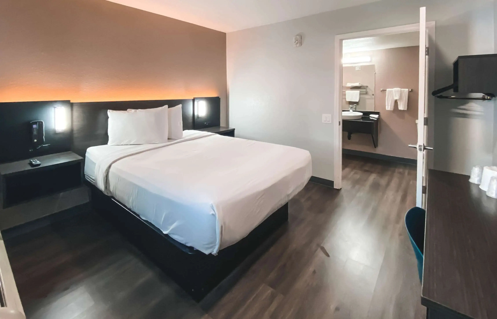 Motel 6 West Sacramento, CA