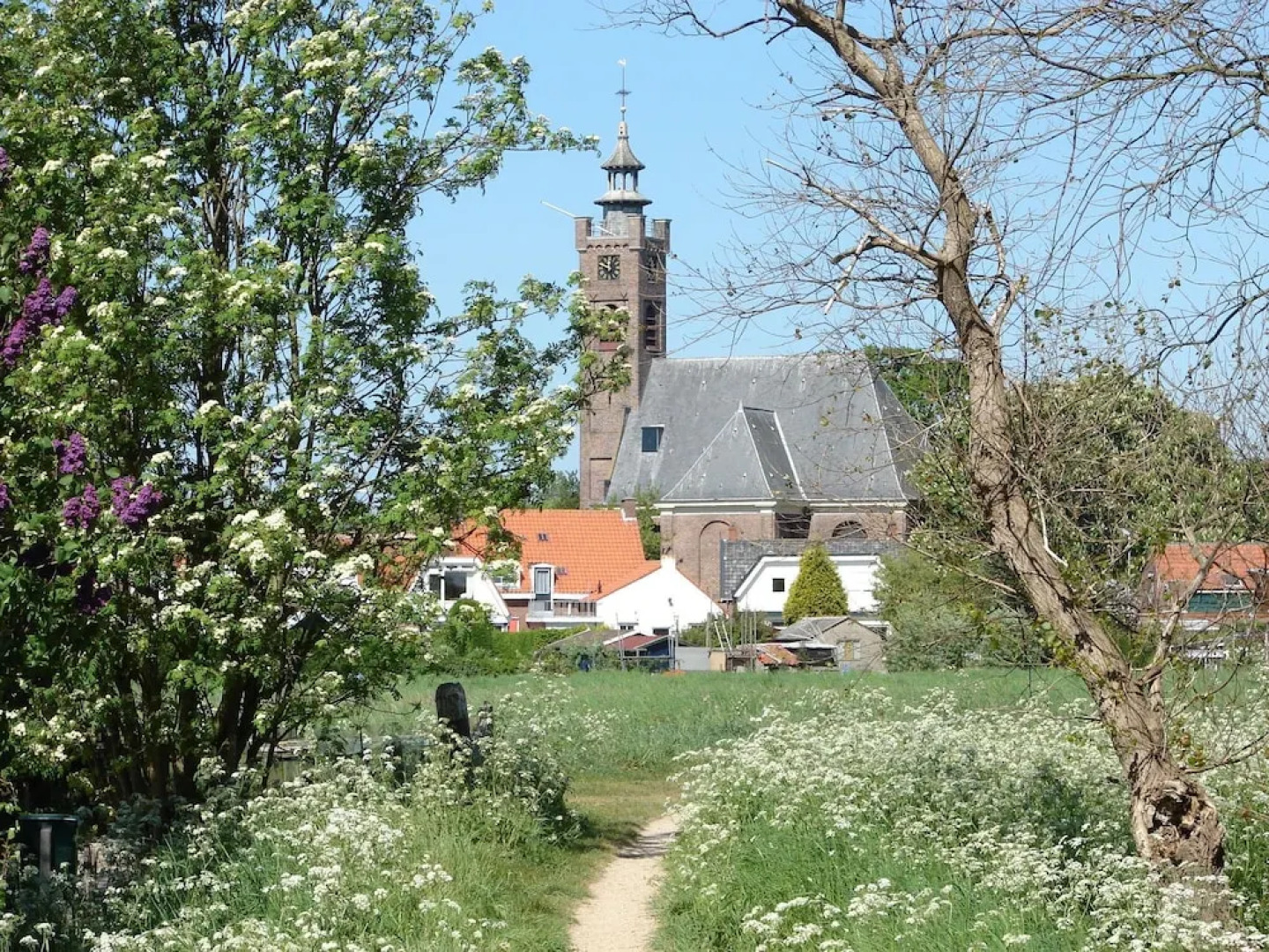 Beautiful Family House With Spacious Garden by the North Sea