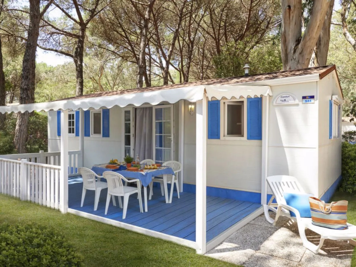Camping Village Baia Domizia (BDO122)