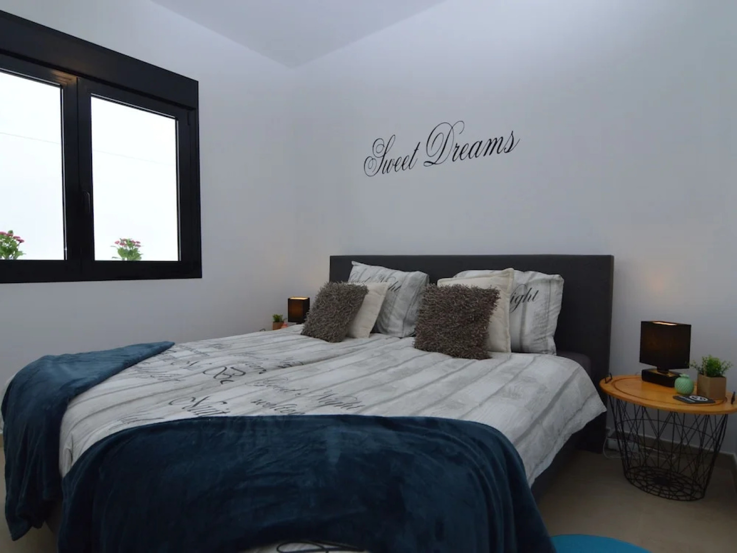 Attractive Holiday Home in San Pedro del Pinetar With Garden