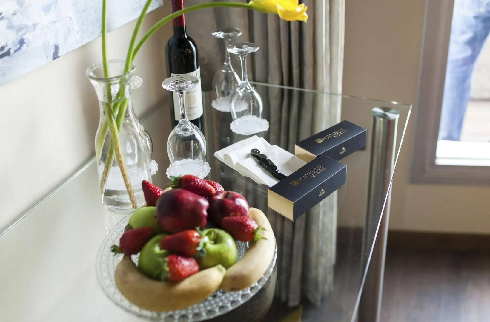 PLAY Seaport Suite Hotel TLV