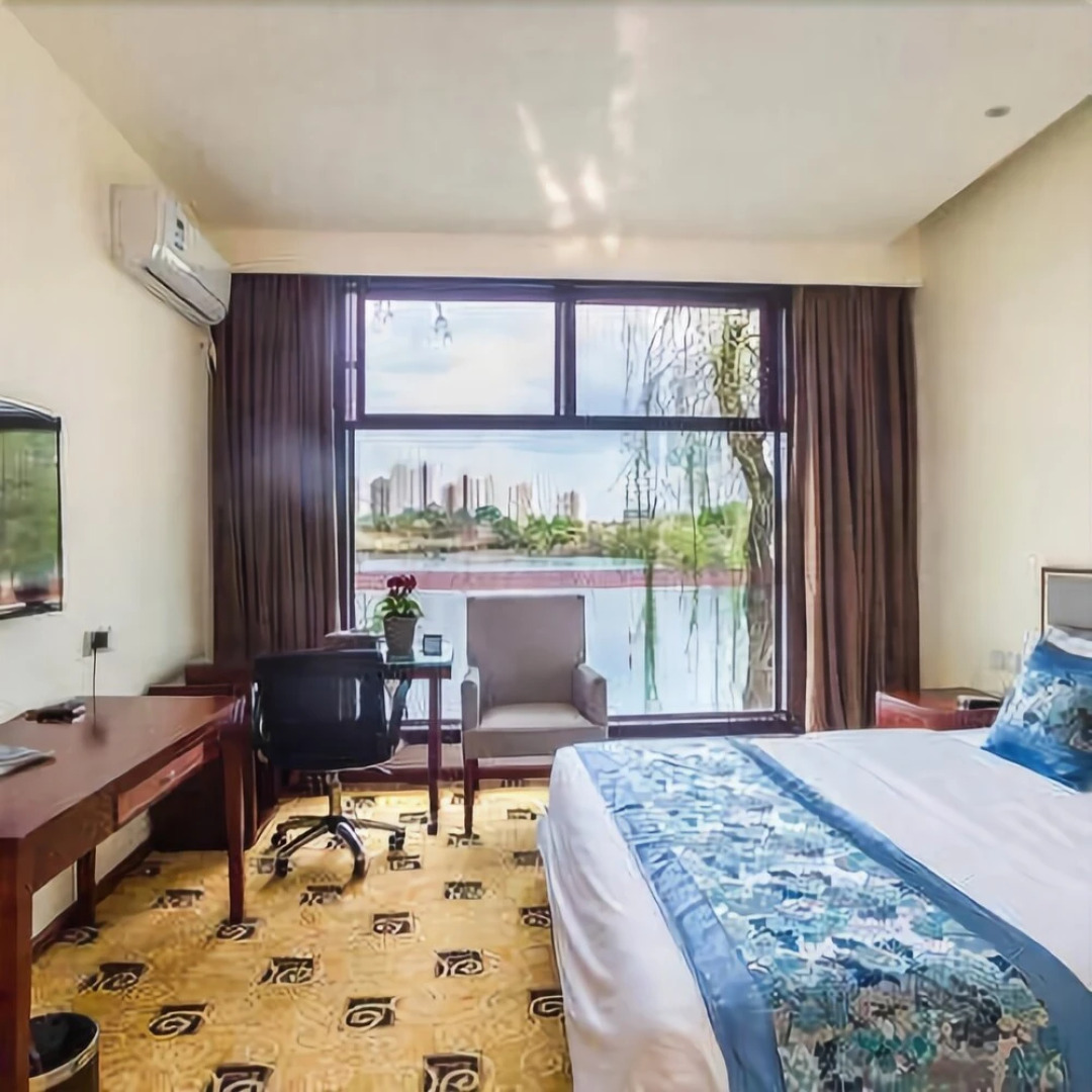 Huadao Holiday Hotel