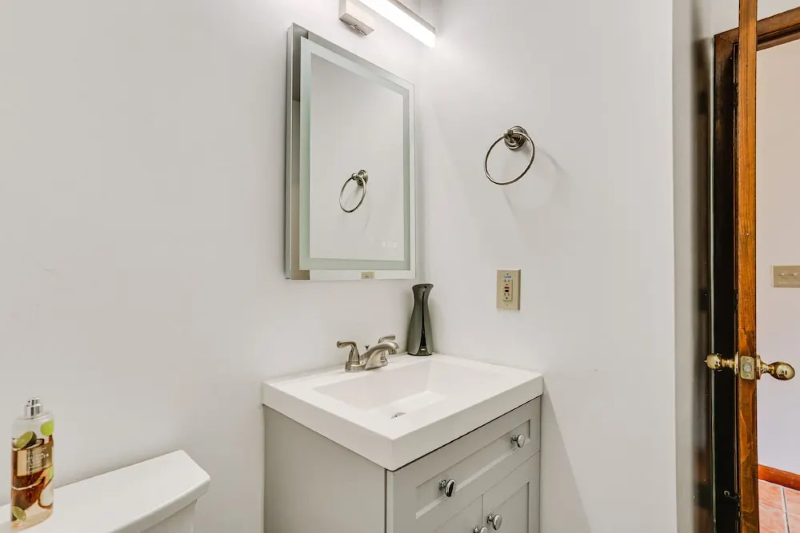 Vernon Township Condo w/ Balcony Near Ski Lifts!