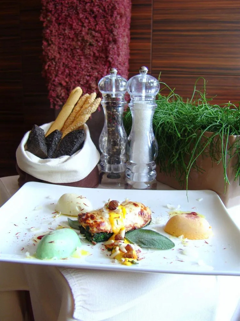 Hotel Casino Restaurant Paquito