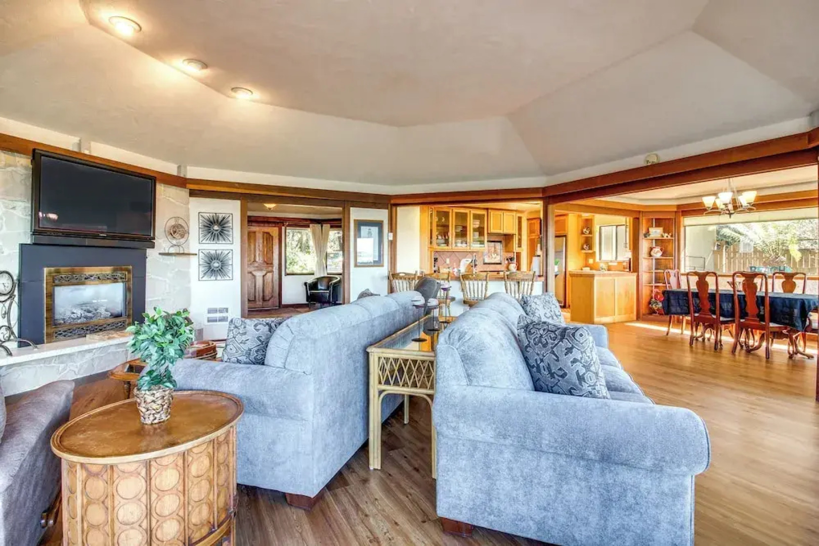 Enchanting Coos Bay Sanctuary w/ Lush Views!