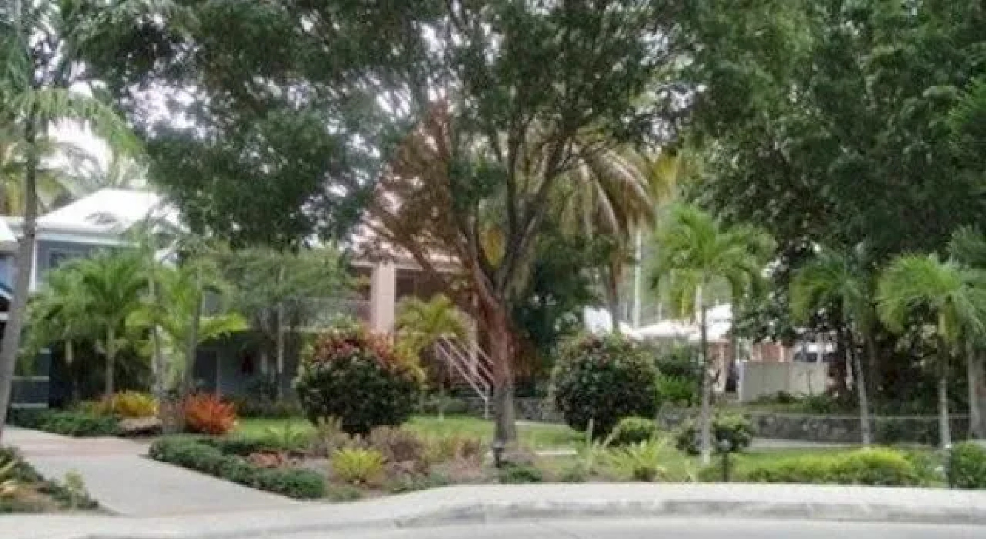 The Mariner Inn Hotel