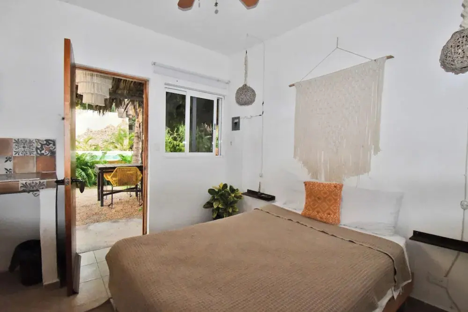 Casa Maria Bonita Hotel & Restaurant El Cuyo by Spot Rentals