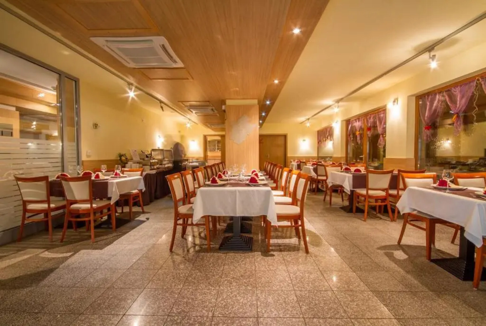 Happy Mammy Bababarát Vendégház - Hűvös utca