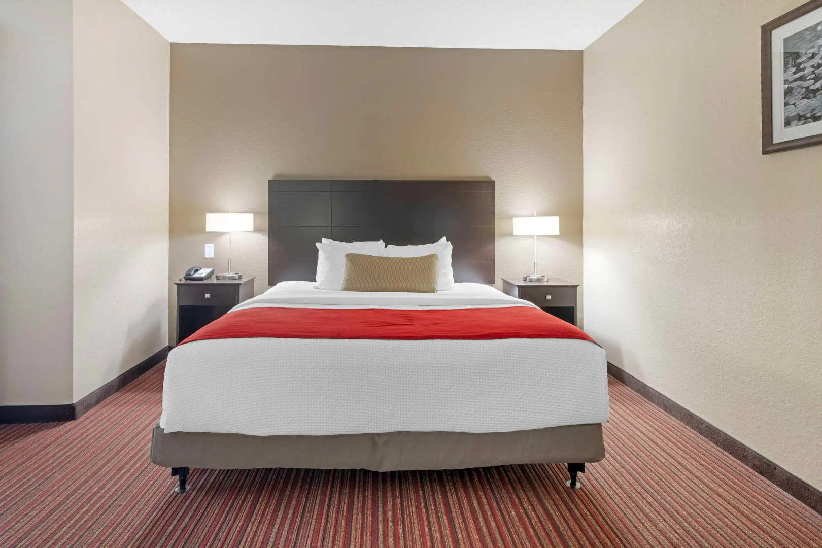 Best Western Plus Bradbury Inn & Suites