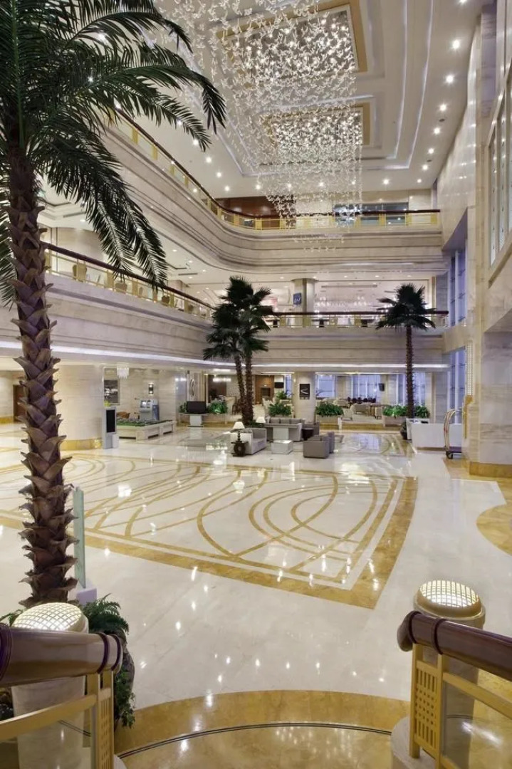 Crowne Plaza Hotel Dandong