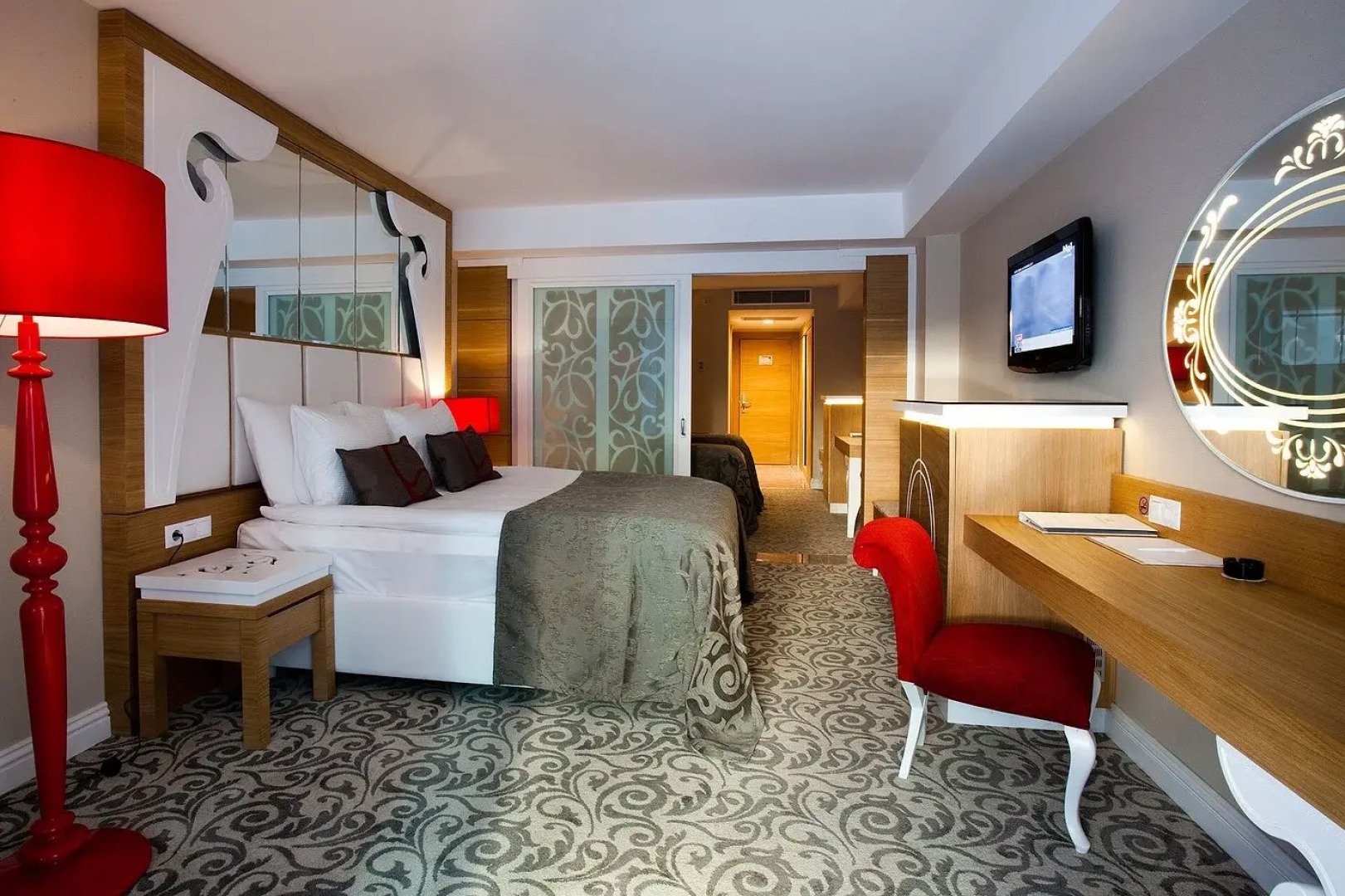 Отель Q Premium Resort