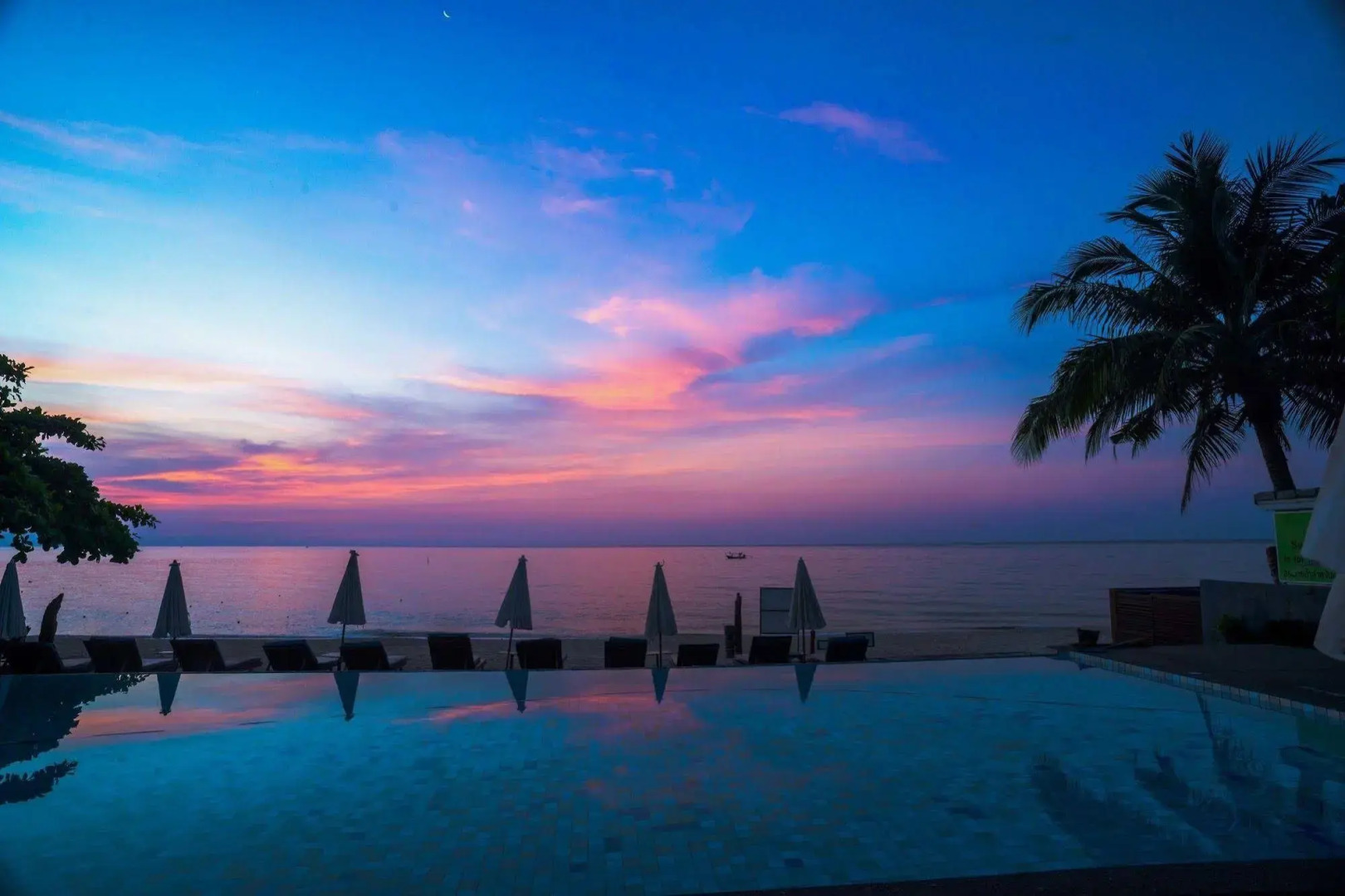 The Hive Hotel Samui