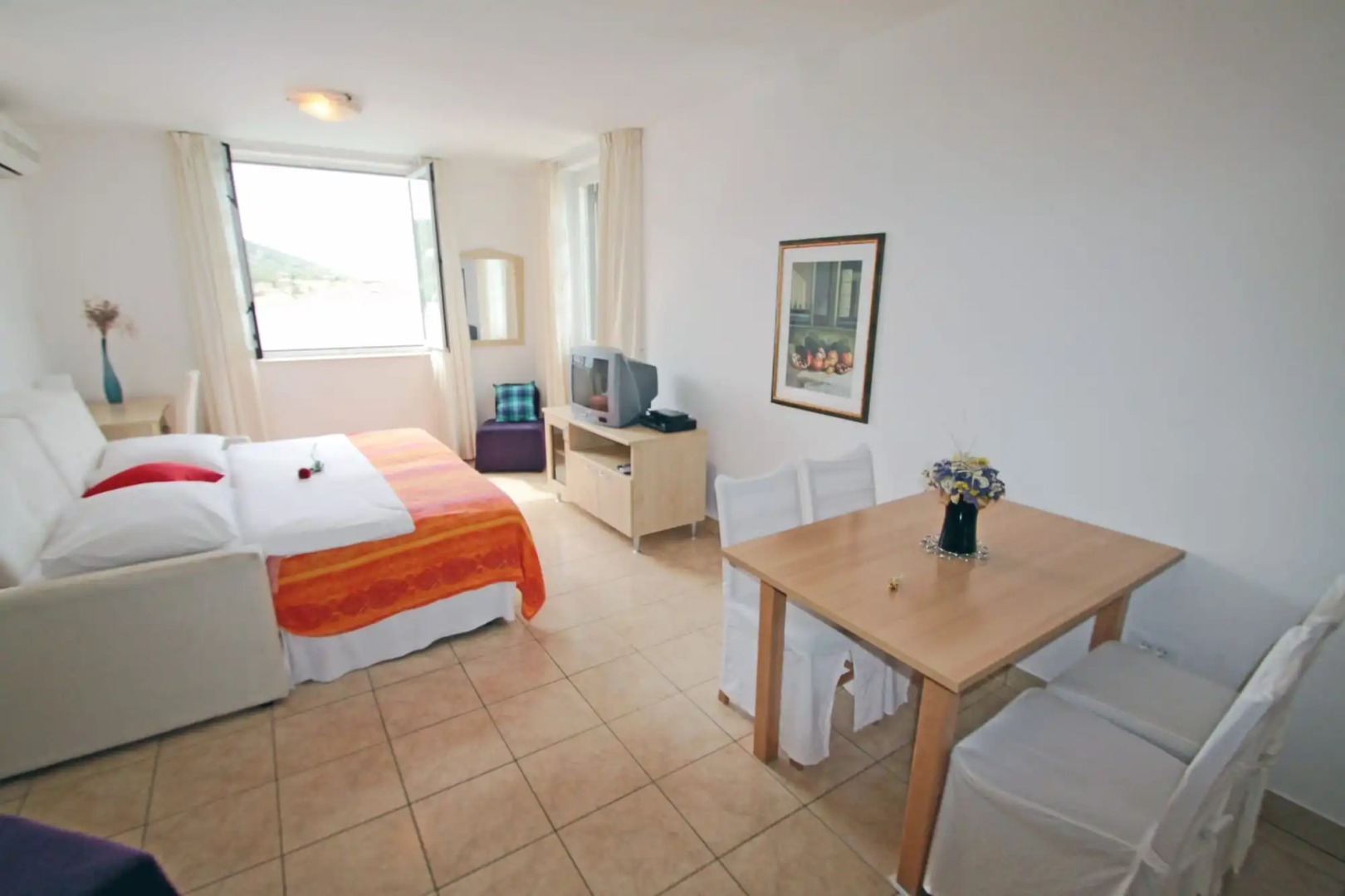 Beachfront Apartments Tamarix