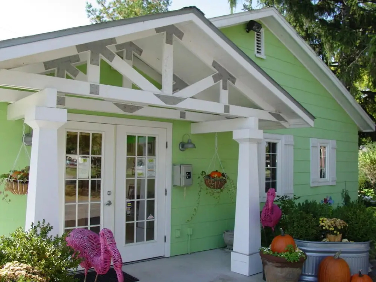 The Pines Motorlodge