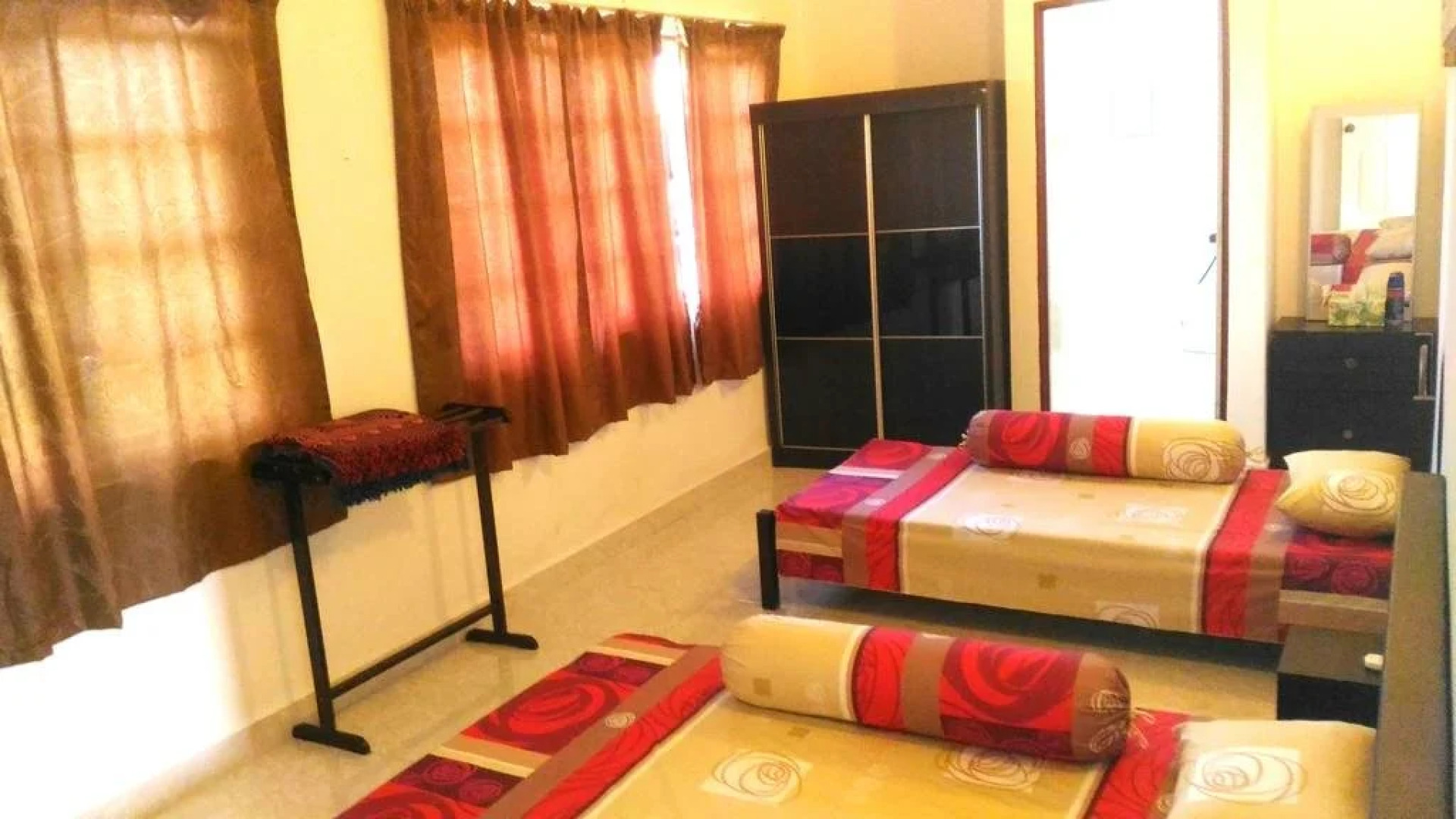 Sri Beverly Hills Near KLIA & KLIA2 & F1