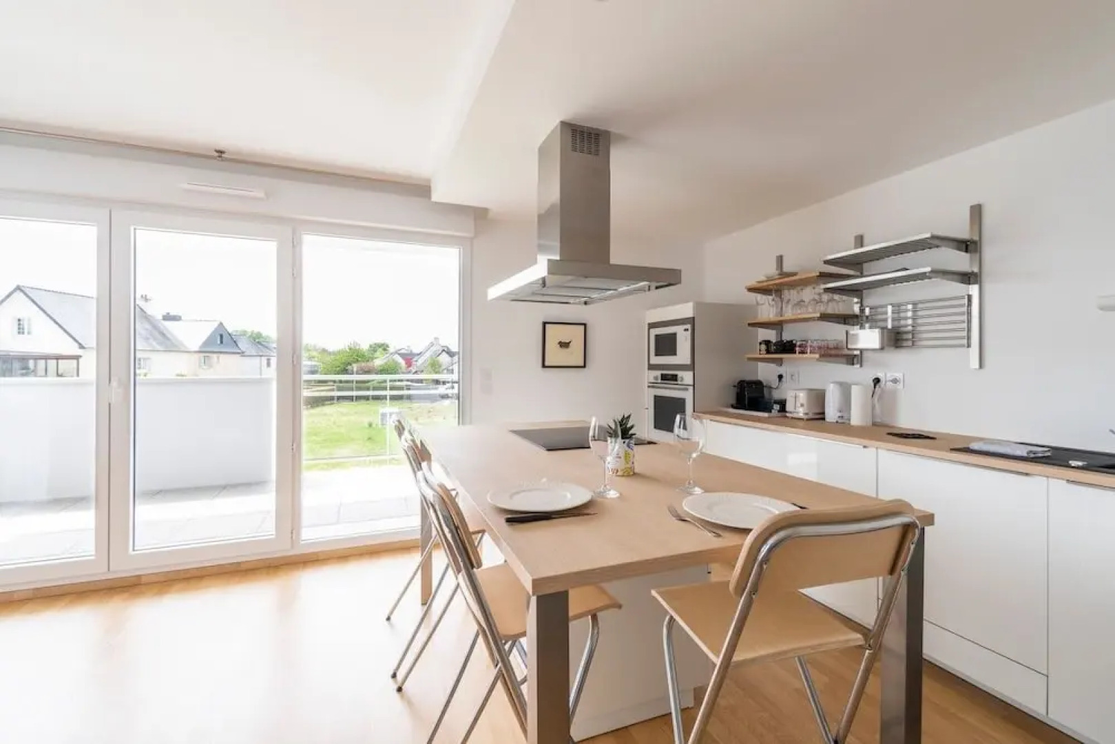 LA Perouse - Apt 2 Chambres,parking, Proche Rennes