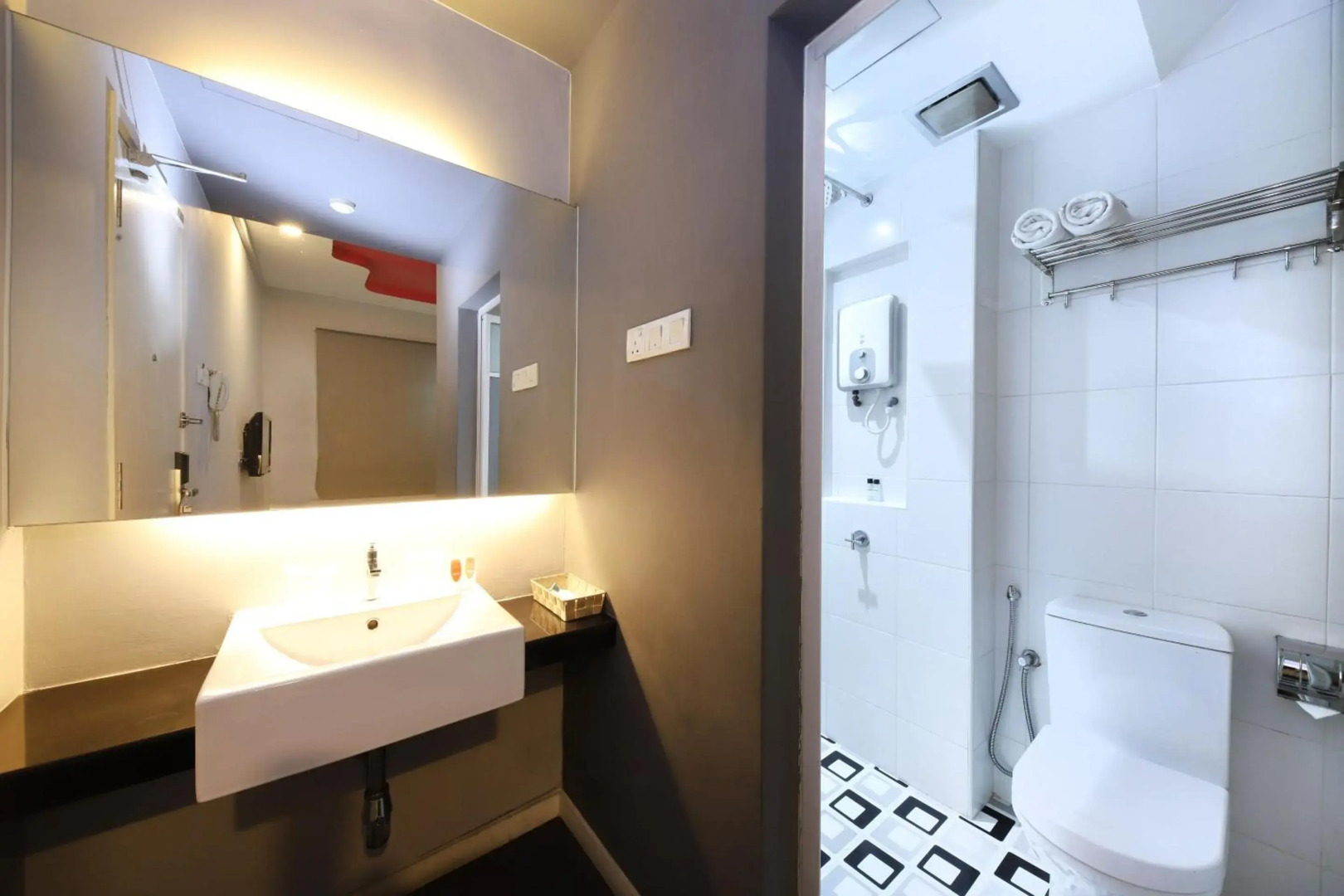 Rooms Boutique Hotel