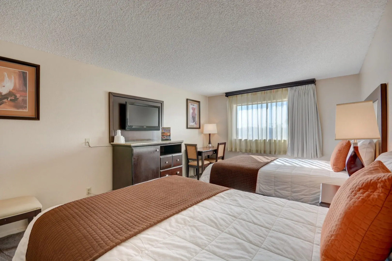 Longhorn Casino & Hotel