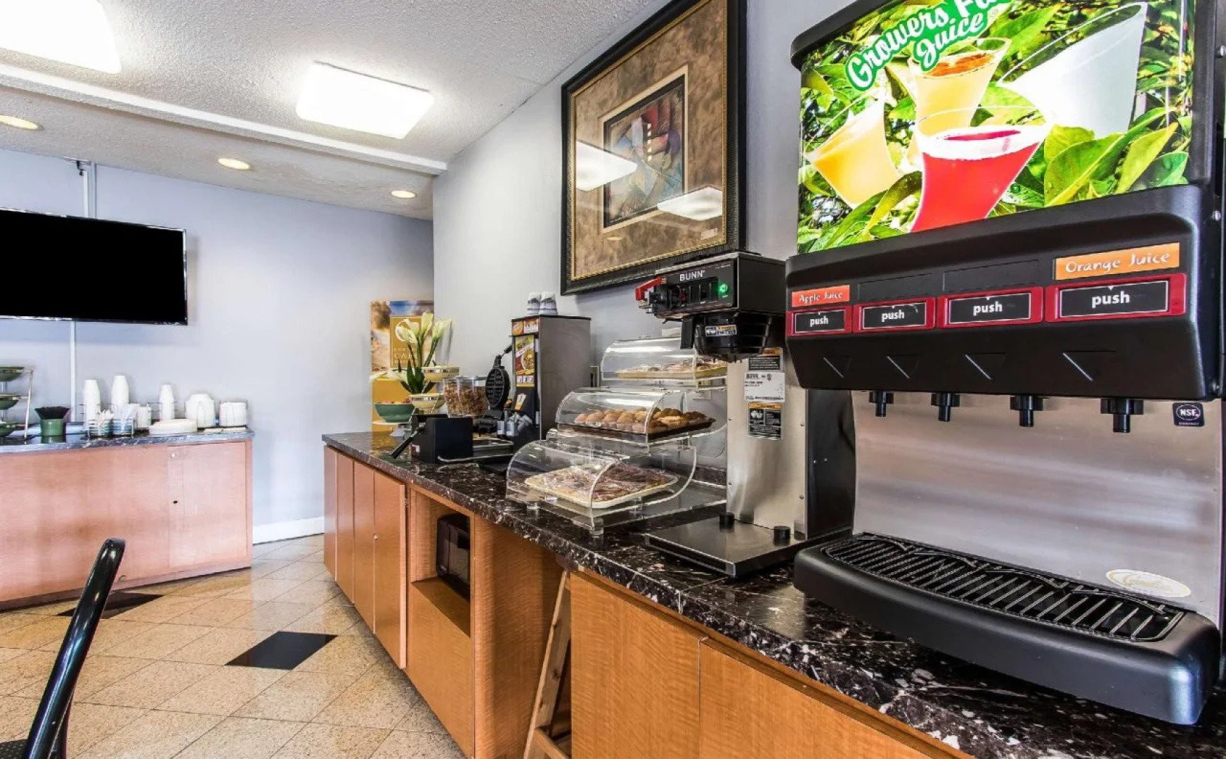 Econo Lodge Inn & Suites Huntsville University Area