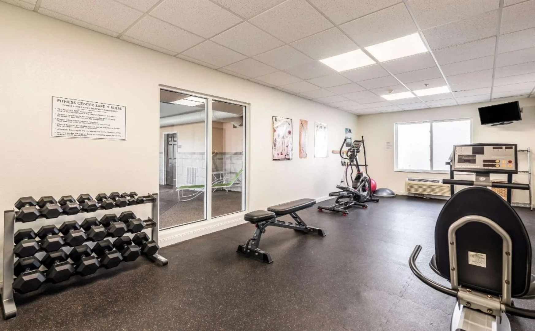 Comfort Inn & Suites Heath - Newark South