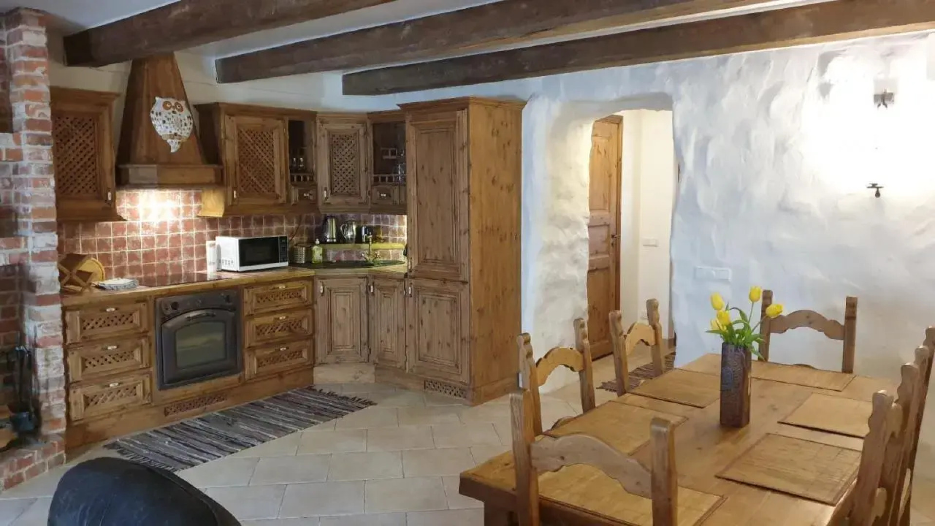 Deluxe Apartments in the City Center with Balcony