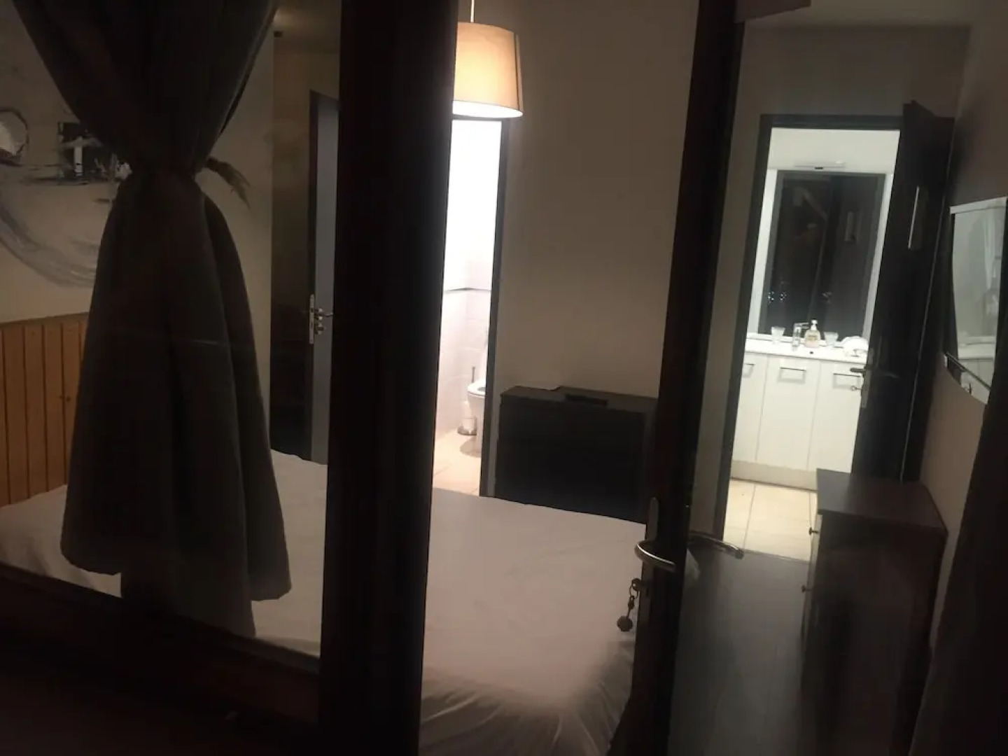 The Resid For Calixte