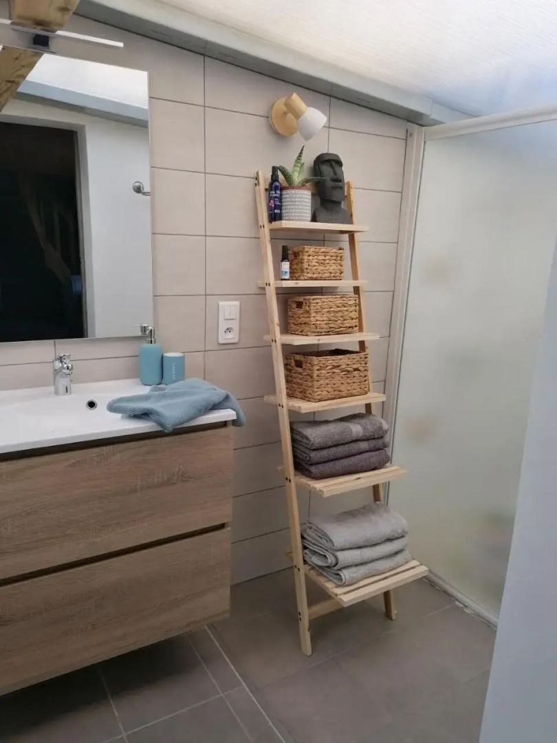 Duplex avec piscine et extérieur