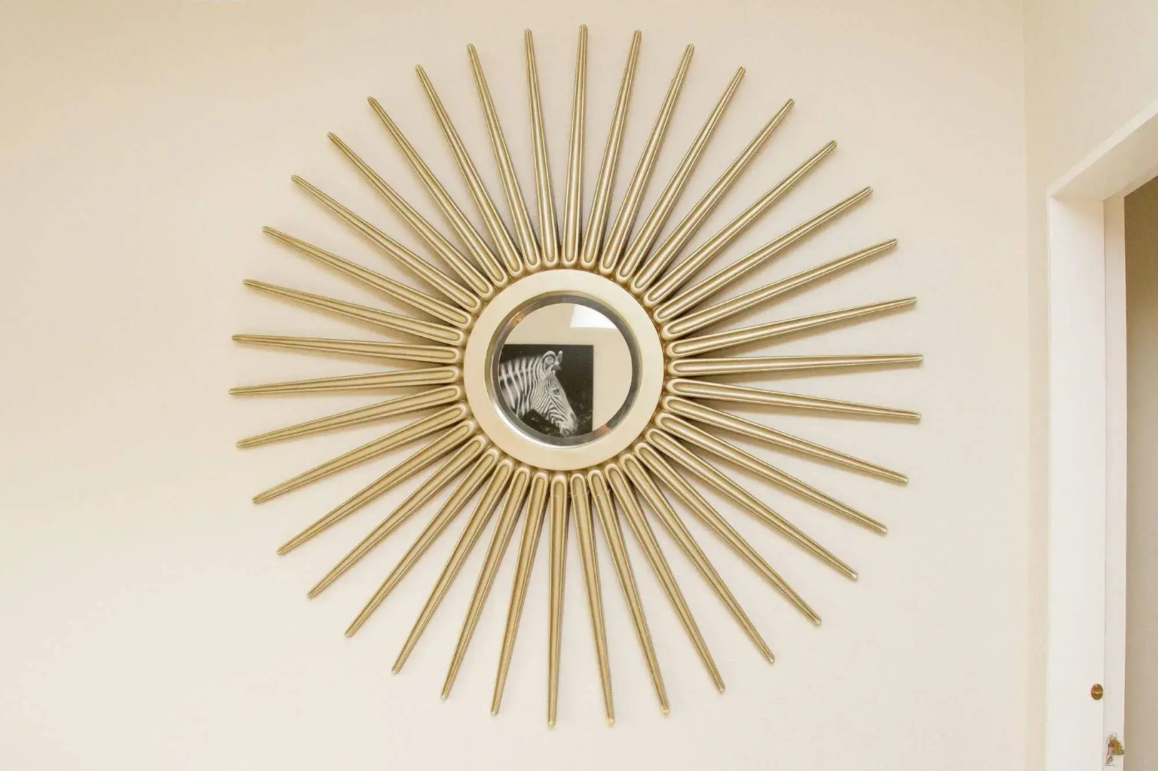 Swan House