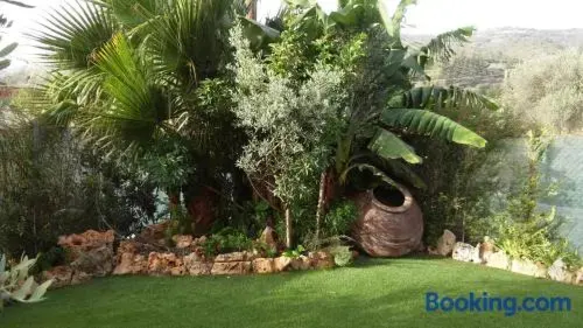 Valencia Grove Villa